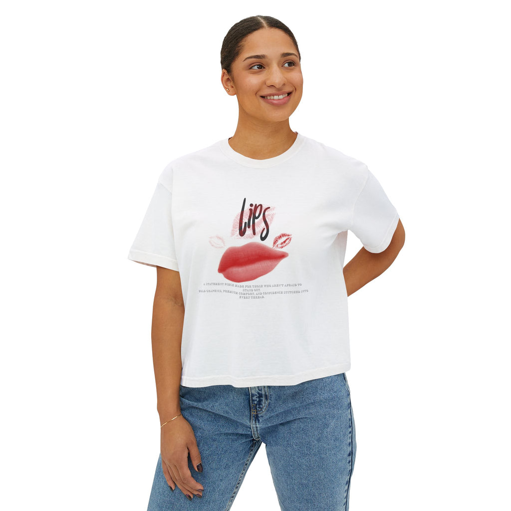 Boxy Tee - "Lips" Graphic Crop Shirt with Red Lip Print & "Sophisticated Fearless Unforgettable" Text